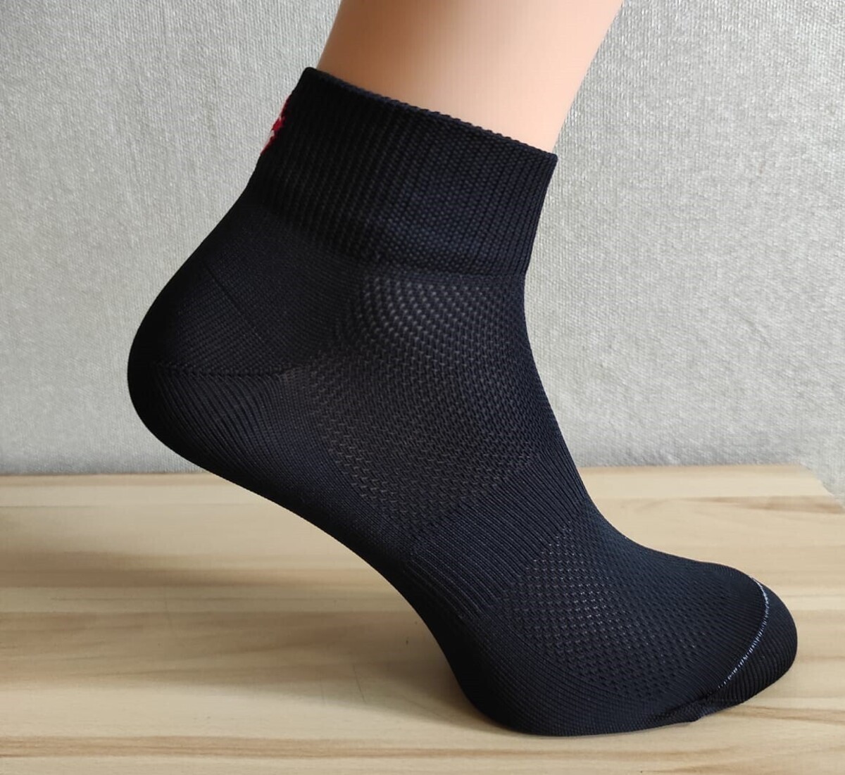 Customized sports socks for sports clubs 